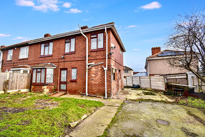 3 Bedroom Semi Detached House For Sale In Horsemoor Road, Thurnscoe, Rotherham, S63