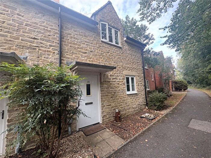 2 Bedroom Semi-Detached House For Sale In Hayday Close, Yarnton, Kidlington, OX5