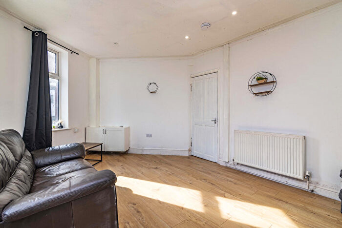 4 Bedroom Terraced House To Rent In Northgate Street, Ilkeston, Derbyshire, DE7