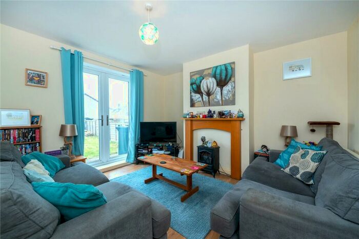 3 Bedroom Terraced House For Sale In Eastcliffe Square, Caythorpe, Grantham, Lincolnshire, NG32