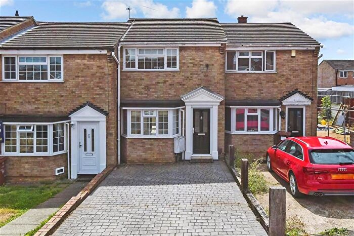 2 Bedroom Terraced House For Sale In St. Albans Road, Rochester, Kent, ME2