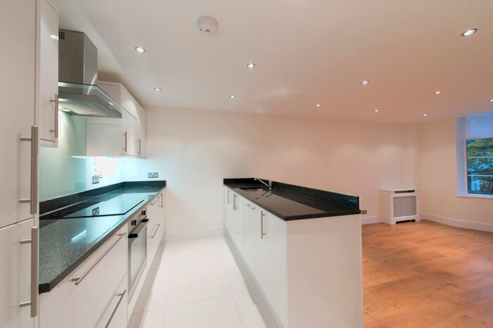 1 Bedroom Apartment To Rent In Grove End Gardens, Grove End Road, St John's Wood, London, NW8