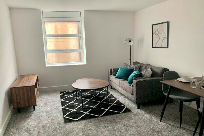 1 Bedroom Flat To Rent In High Street, Nottingham, NG10