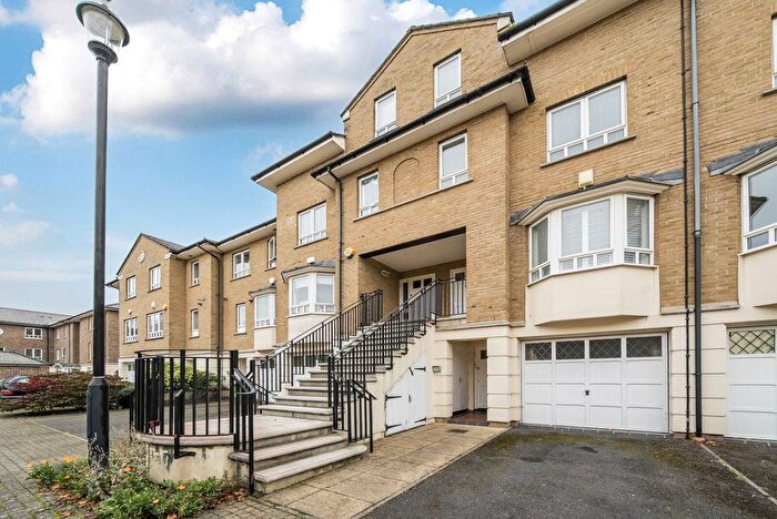 4 Bedroom Town House To Rent In May Bate Avenue, Kingston Upon Thames, KT2