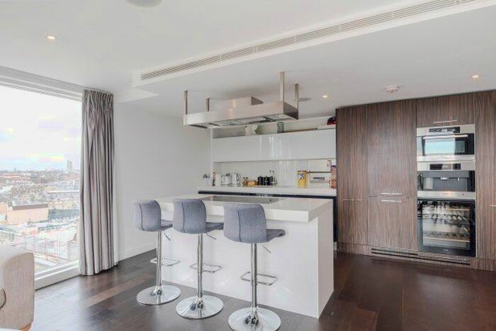 3 Bedroom Flat To Rent In Gatliff Road, Chelsea, SW1W
