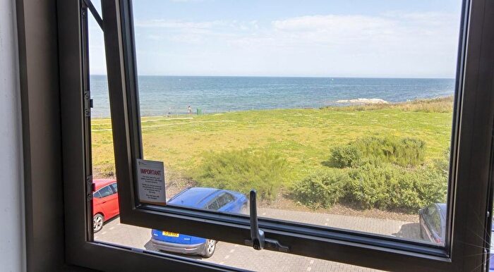 1 Bedroom Flat To Rent In East Sands, St Andrews, KY16