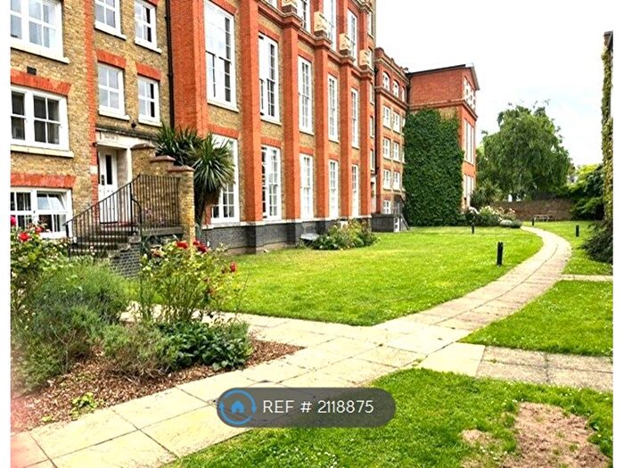 1 Bedroom Flat To Rent In Alpha House, London, SW4