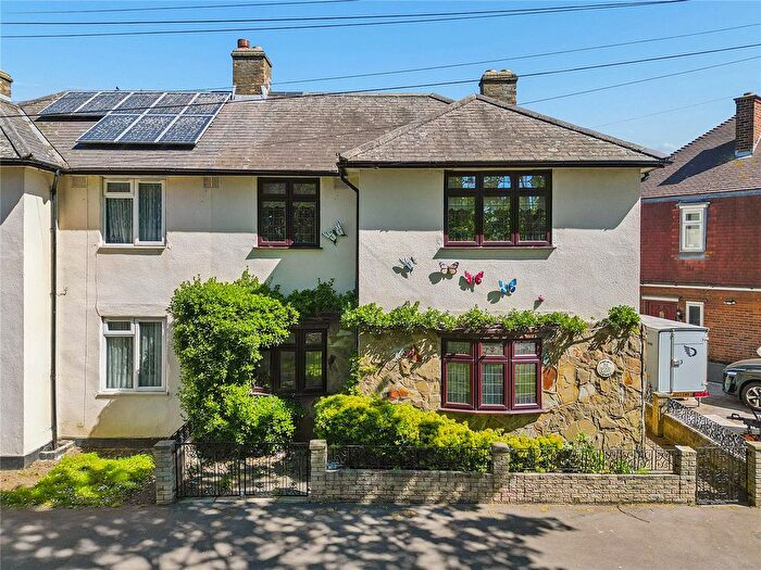 4 Bedroom Semi-Detached House For Sale In Wood Lane, Dagenham, RM8