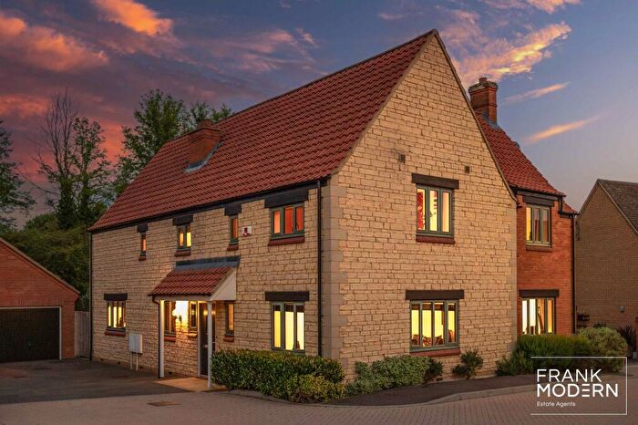 4 Bedroom Detached House For Sale In Berrystead, Castor, PE5