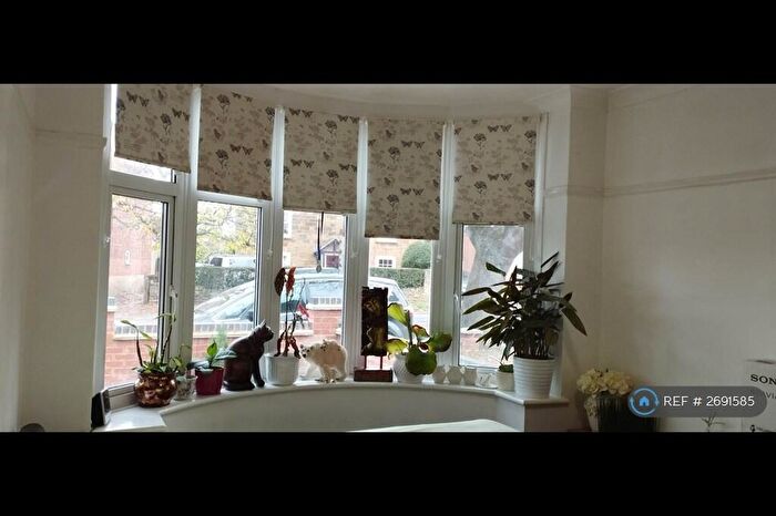 3 Bedroom Bungalow To Rent In Boughton Green Road, Northampton, NN2