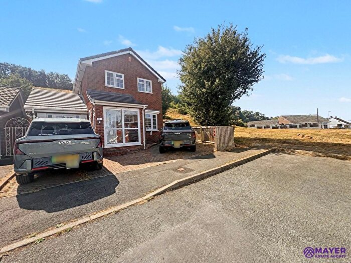 3 Bedroom Detached House For Sale In Merafield Drive, Plympton, PL7
