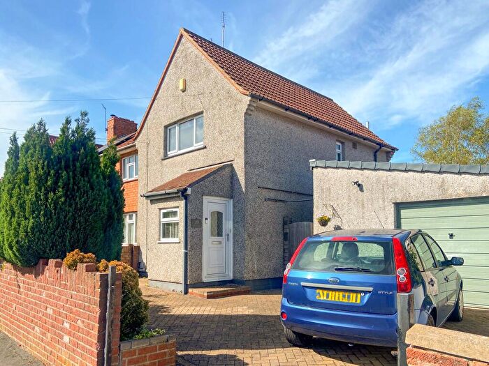 2 Bedroom House To Rent In Downton Road, Knowle, Bristol, BS4