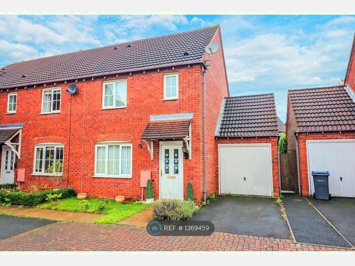 3 Bedroom Semi-Detached House To Rent In Sowers Court, Sutton Coldfield, B75