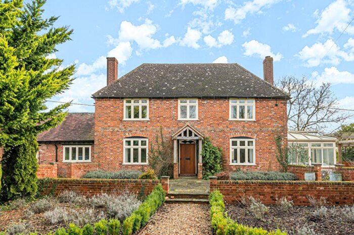 4 Bedroom Detached House To Rent In Valley Farm, Charndon, OX27