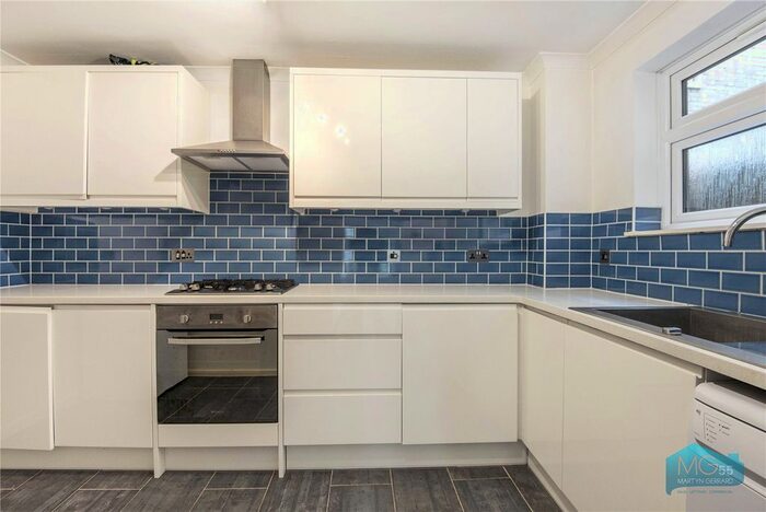 2 Bedroom Flat To Rent In Avenue Road, Highgate, London, N6