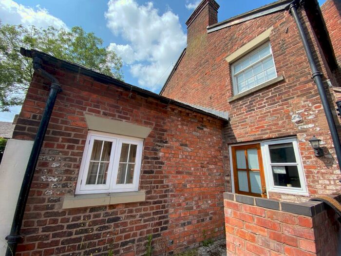 2 Bedroom Mews To Rent In Hope Street, Sandbach, CW11