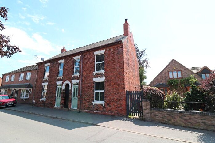 3 Bedroom Semi-Detached House For Sale In Outgate, Ealand, DN17