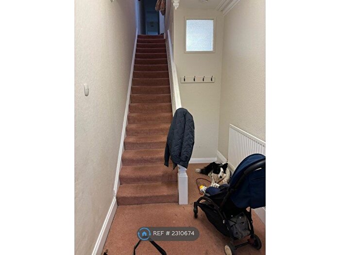 3 Bedroom Flat To Rent In High Street, Lee On Solent, PO13