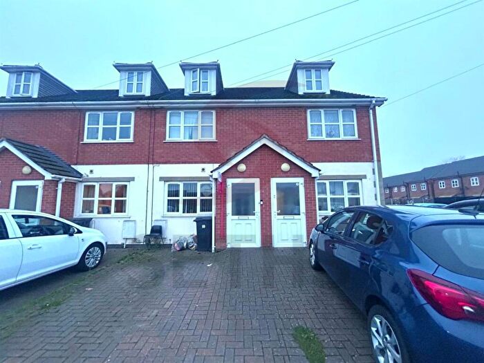 4 Bedroom Town House To Rent In St Ives Road, Northfields, Leicester, LE4