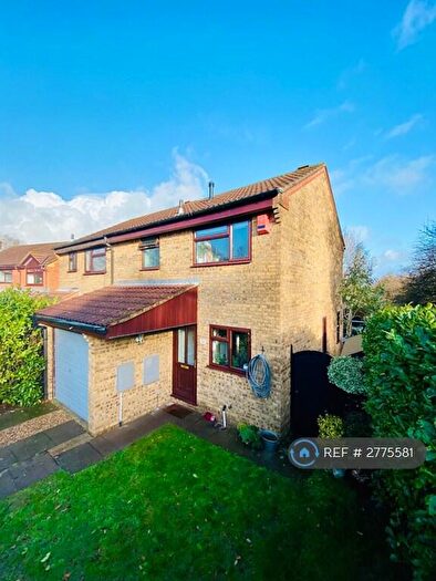 3 Bedroom Semi-Detached House To Rent In Brecon Close, Dibden Purlieu, Southampton, SO45