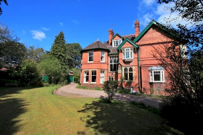 2 Bedroom Flat To Rent In Kennedy Road, Shrewsbury, SY3