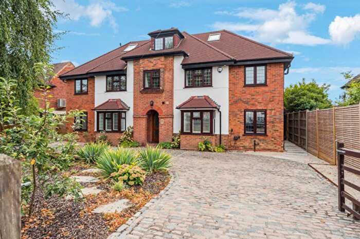 5 Bedroom Detached House For Sale In Somerset Way, Richings Park, Iver, SL0