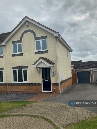 3 Bedroom Semi-Detached House To Rent In Armada Close, Rownhams, Southampton, SO16