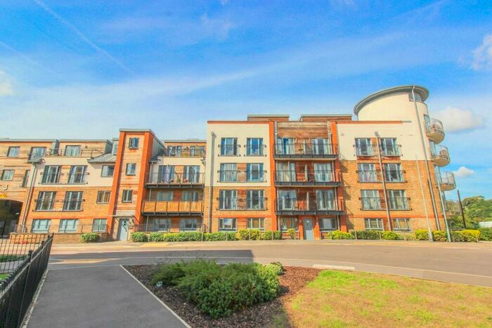2 Bedroom Apartment To Rent In The Waterfront, Hertford, SG14