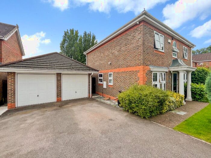 4 Bedroom Detached House To Rent In Conygree Close, Lower Earley, Reading, Berkshire, RG6