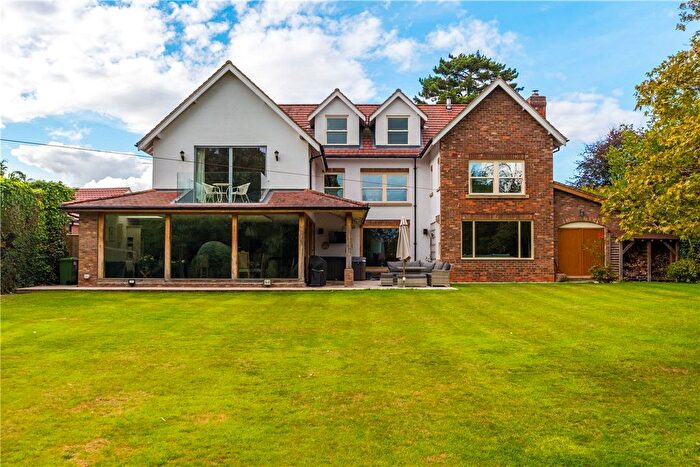 6 Bedroom Detached House For Sale In Top Lane, Copmanthorpe, York, North Yorkshire, YO23