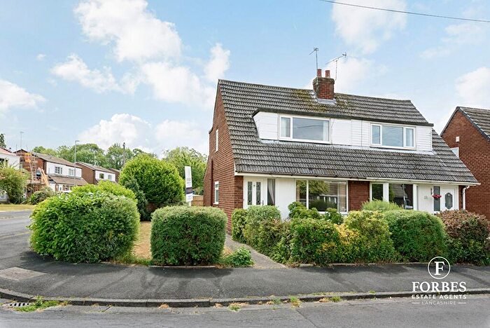 3 Bedroom Semi-Detached House For Sale In Bannister Hall Drive, Higher Walton, Preston, PR5