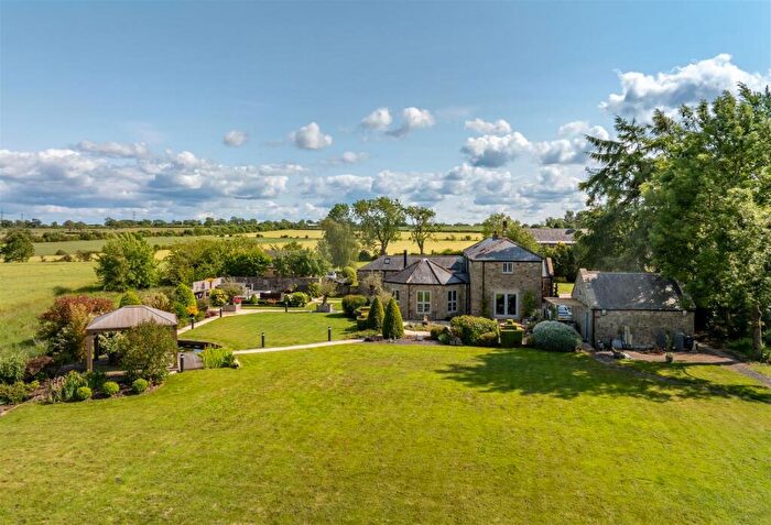 5 Bedroom Detached House For Sale In Sylvan View, Eachwick, NE18
