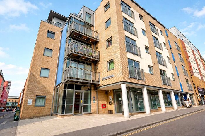1 Bedroom Flat To Rent In King Square Avenue, Bristol, BS2