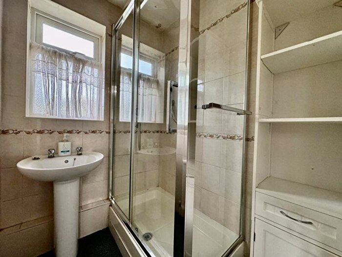 2 Bedroom Semi-Detached House For Sale In Brookfield Road - No Chain, HP10