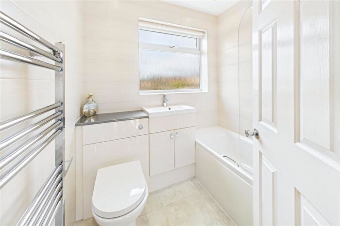 3 Bedroom Semi-Detached House For Sale In Sunnymead, Midsomer Norton, Radstock, Somerset, BA3