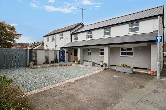 4 Bedroom Detached House For Sale In Presteigne, Powys, LD8