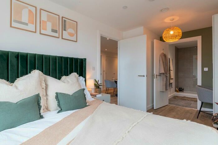 2 Bedroom Flat To Rent In Flat, Hairpin House, Bradford Street, Birmingham, B12