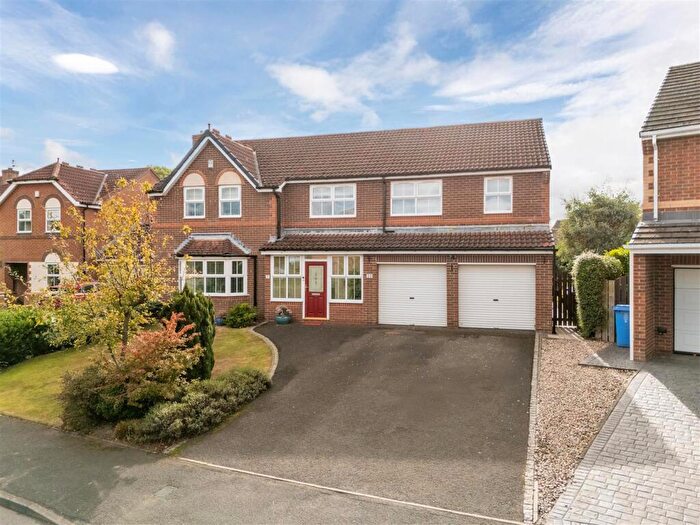 5 Bedroom Detached House For Sale In Norham Drive, Morpeth, NE61