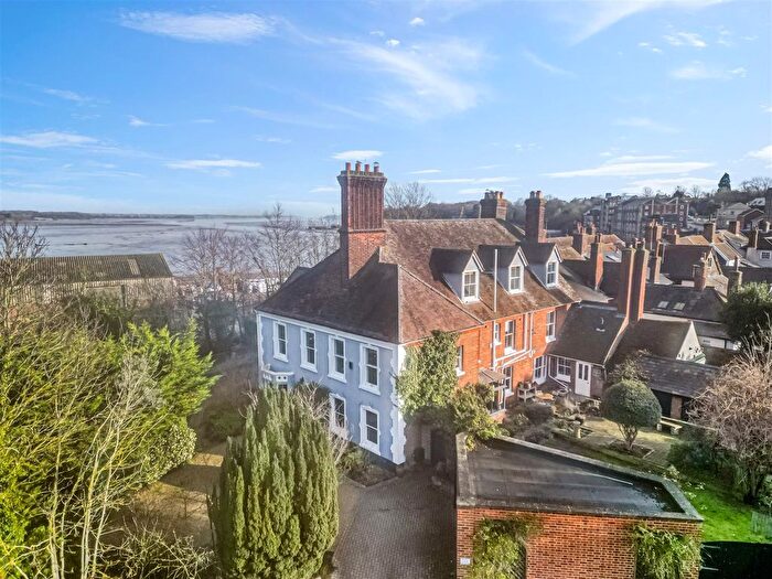 6 Bedroom Property For Sale In High Street, Mistley, Manningtree, CO11