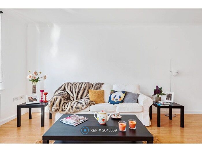 1 Bedroom Flat To Rent In Esprit Court, London, E1