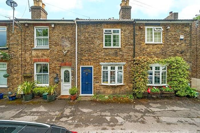3 Bedroom Terraced House To Rent In Staines-Upon-Thames, Surrey, TW18