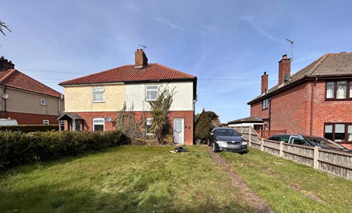 3 Bedroom Semi-Detached House For Sale In Church Road, Reedham, Norwich, Norfolk, NR13