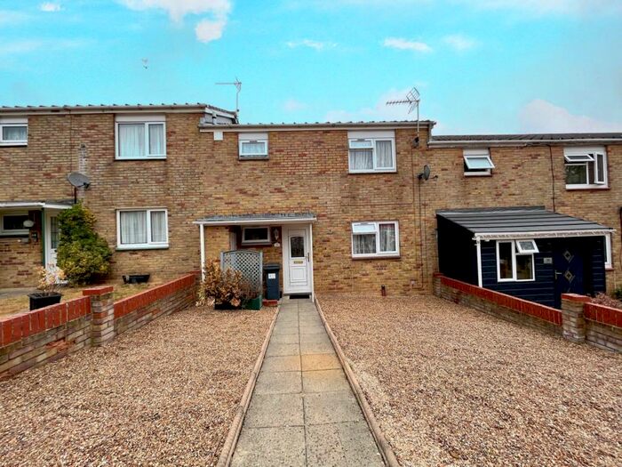 Houses for sale & to rent in RG21 3LJ, Morley Road, Grove Basingstoke