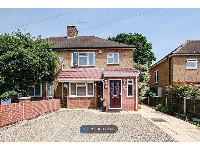 4 Bedroom Semi-Detached House To Rent In Stafford Road, Ruislip, HA4