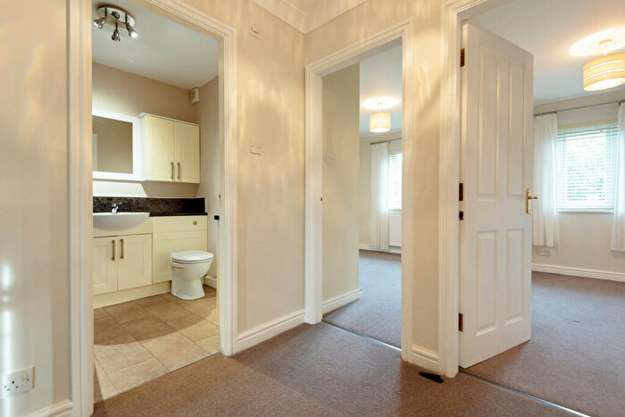 2 Bedroom Apartment To Rent In Wasdale Close, Kendal, Cumbria, LA9