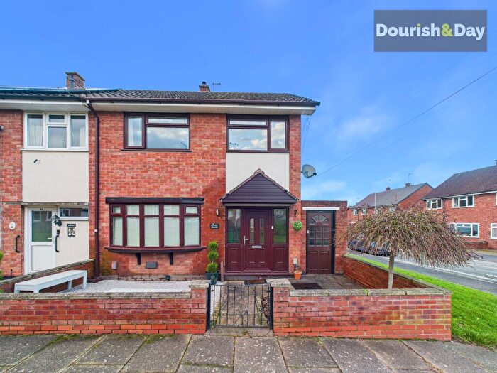 3 Bedroom Terraced House For Sale In Masefield Drive, Stafford, ST17