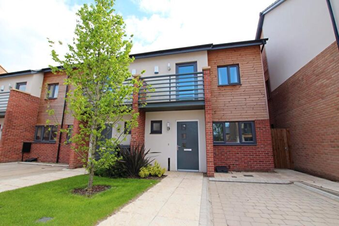 2 Bedroom End Of Terrace House To Rent In Hawksbill Way, Peterborough, PE2