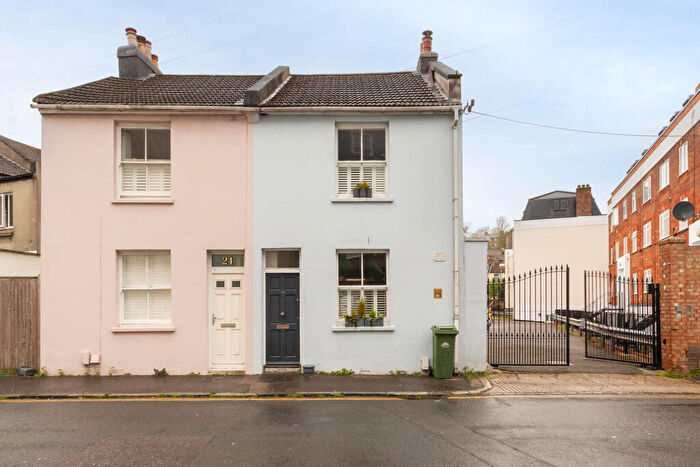 2 Bedroom Semi Detached House For Sale In Park Crescent Place, Brighton, BN2