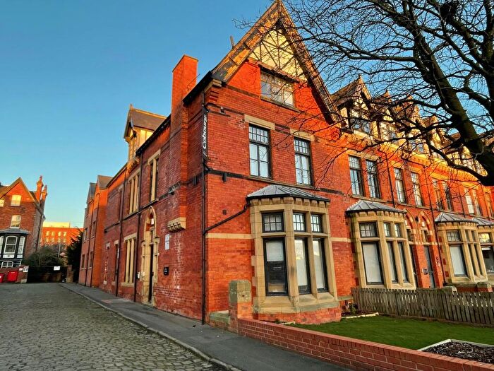 Studio For Sale In Room Flat, Hyde Terrace, Woodhouse, Leeds, LS2