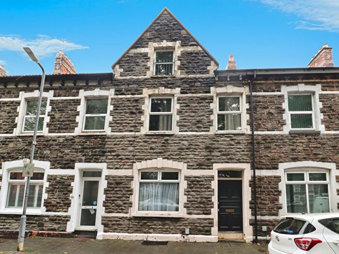 5 Bedroom Terraced House For Sale In Adamsdown Square, Cardiff, CF24